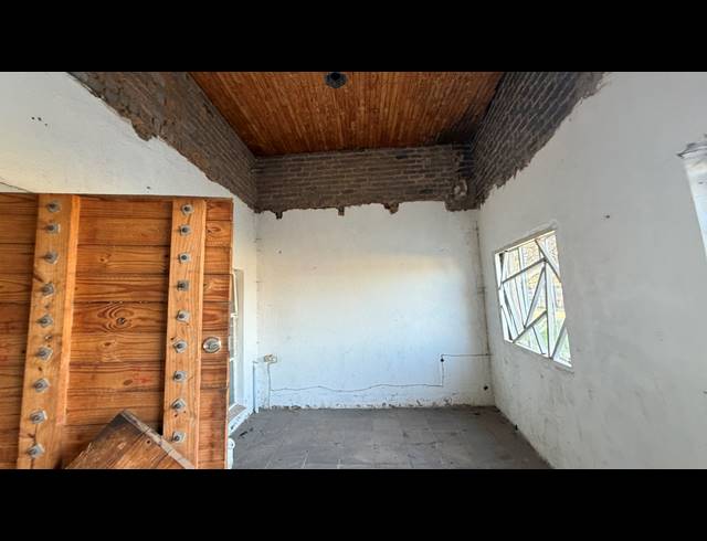 16,187M² SMALLHOLDING FOR SALE IN LILYVALE AH